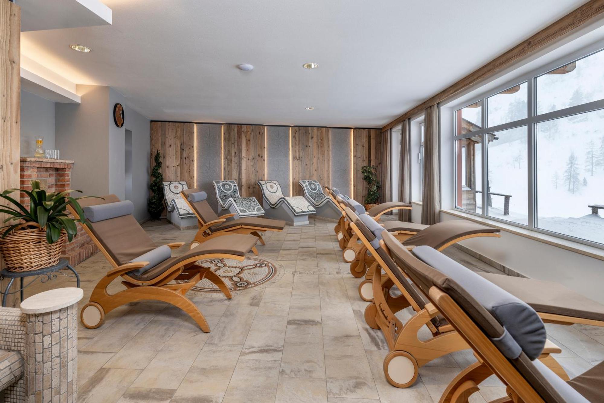 Aparthotel Weningeralm オーバータウエルン エクステリア 写真